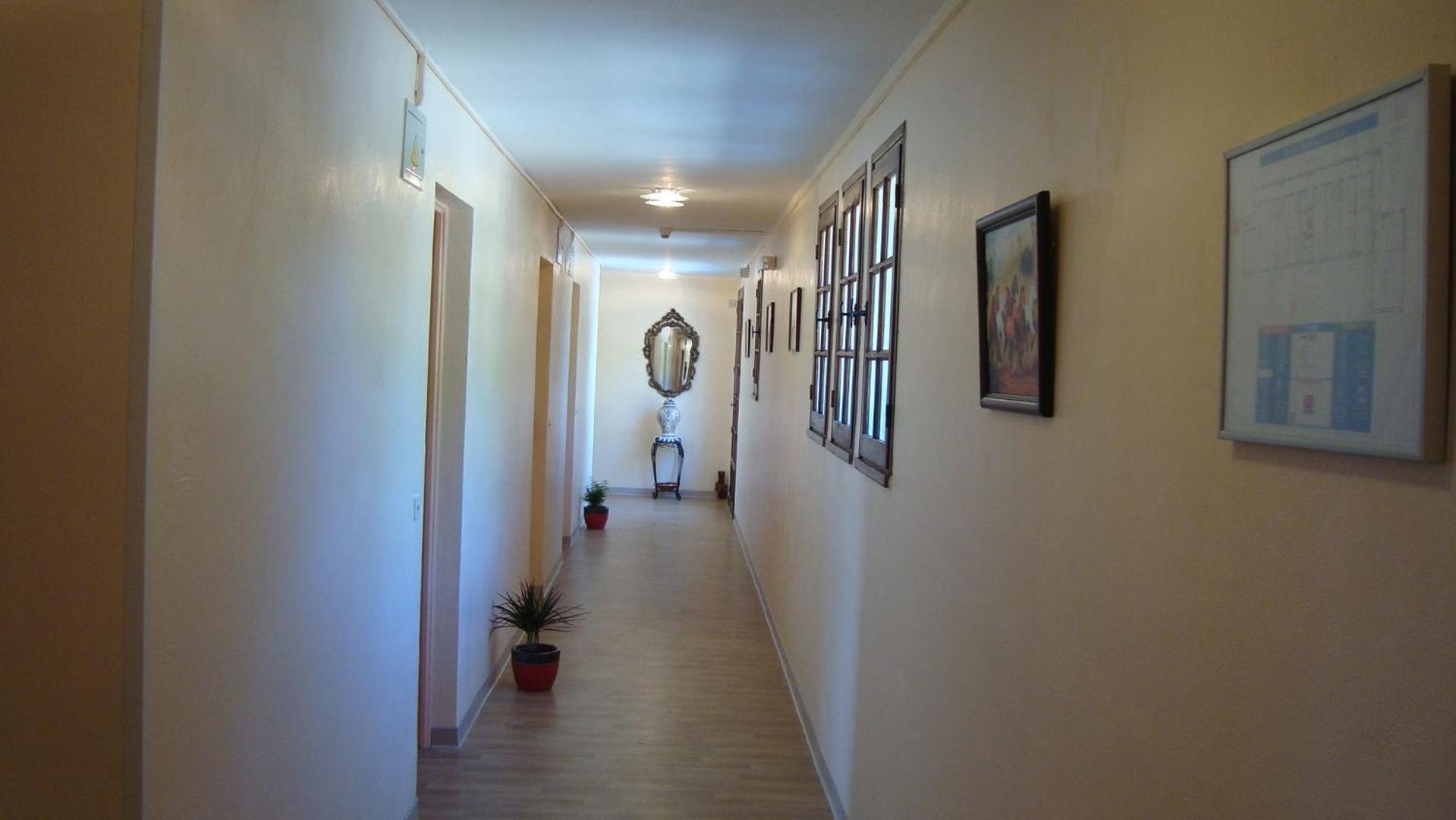 Hotel De La Poste Peymeinade Екстер'єр фото