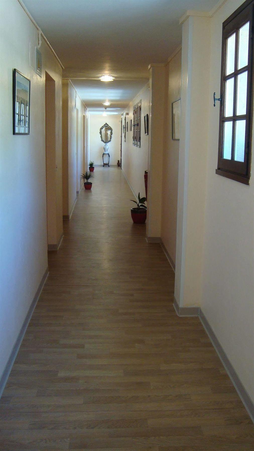 Hotel De La Poste Peymeinade Екстер'єр фото